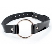 Кляп-кольцо на чёрных лаковых ремешках - БДСМ Арсенал - купить с доставкой в Волжском