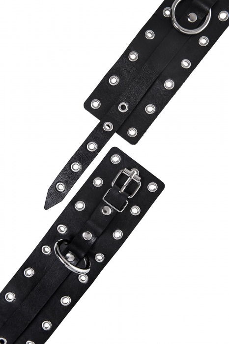 Черные кожаные однослойные оковы с люверсами - Pecado - купить с доставкой в Волжском